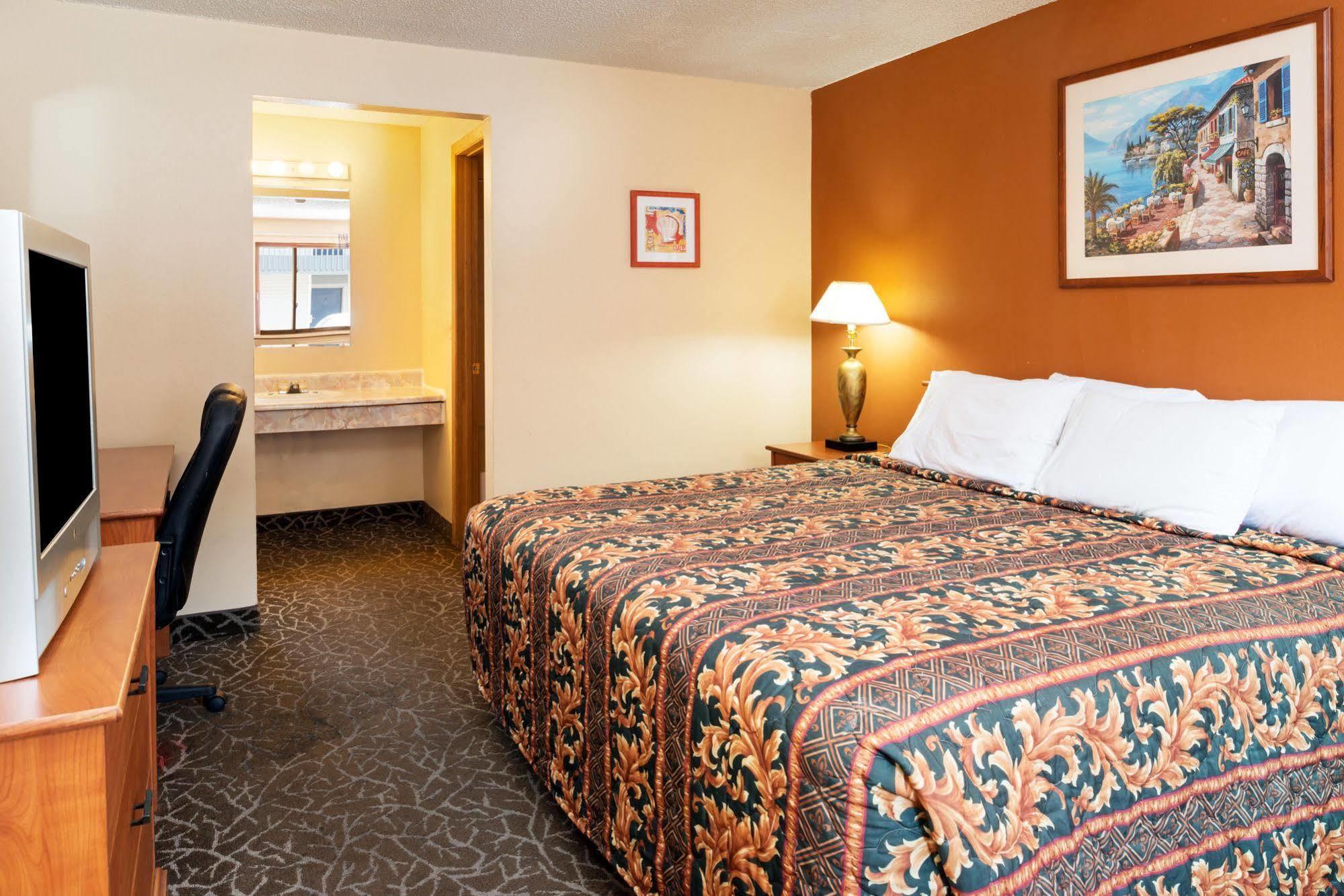 Howard Johnson By Wyndham Spokane Zewnętrze zdjęcie